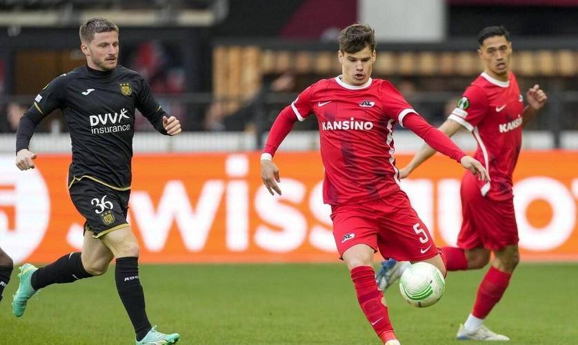 团队配合以 团队配合以