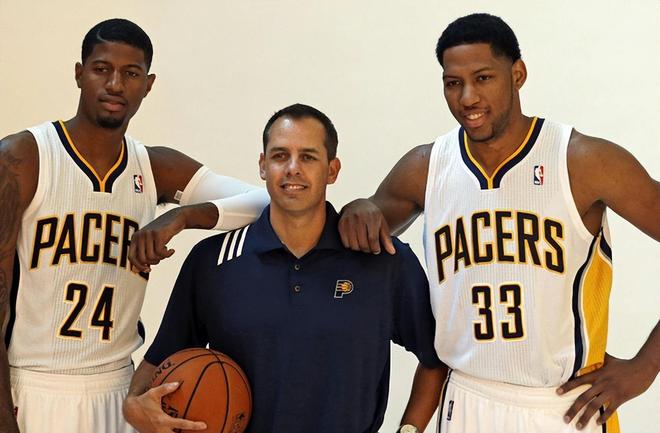 鉴海港的成 鉴海港的成