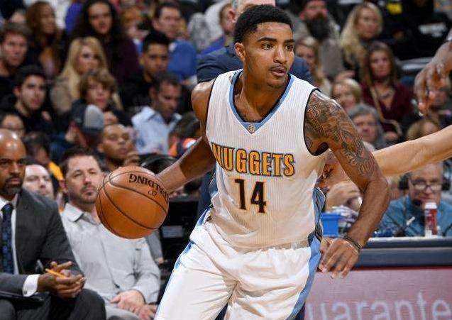 比分差距只 比分差距只